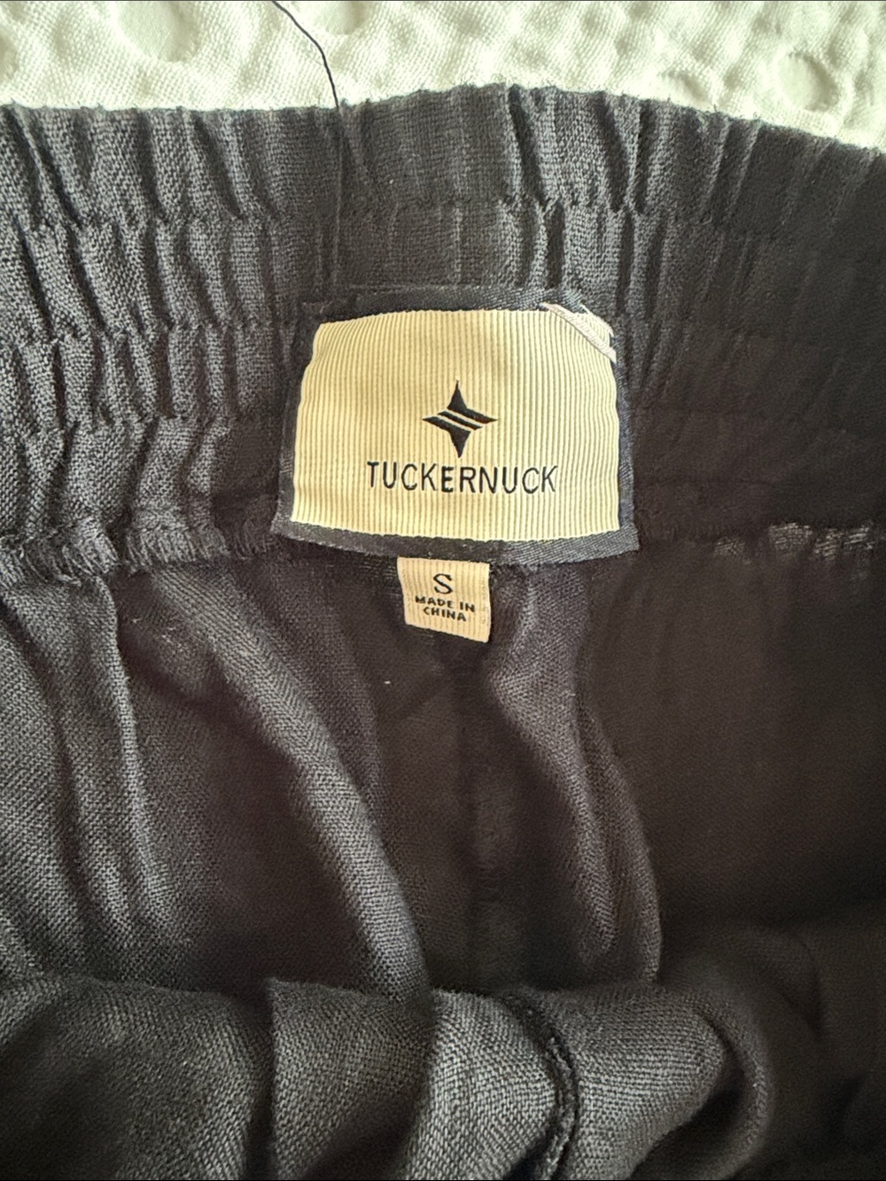 Tuckernuck Black Linen Elena Shorts, Small, NWT - Picture 3 of 4